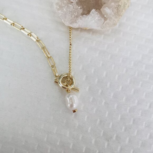 Kendra Scott Jewelry - New Gold kendra scott Leighton Convertible Chain Necklace White Pearl